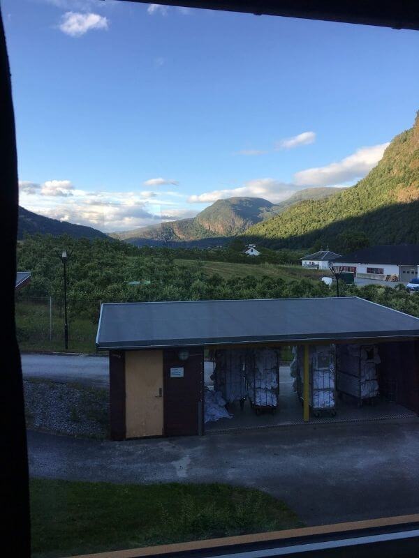 Sogndal hostel窗外好風景