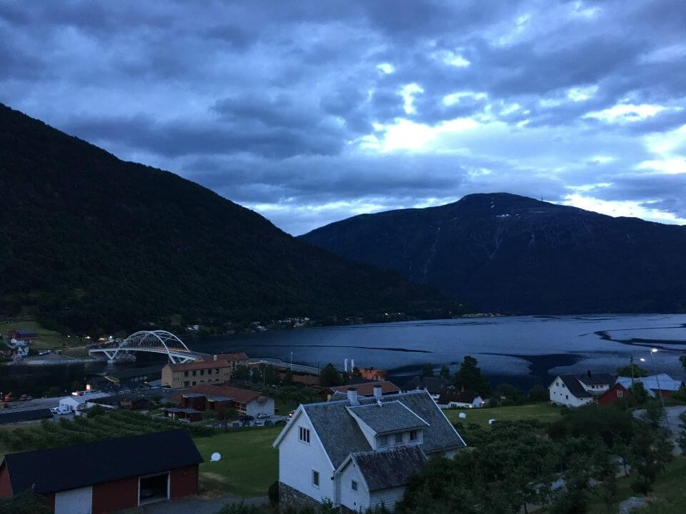 挪威Sogndal hostel附近草地制高點