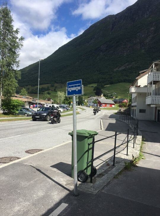 挪威olden往stryn公車站牌