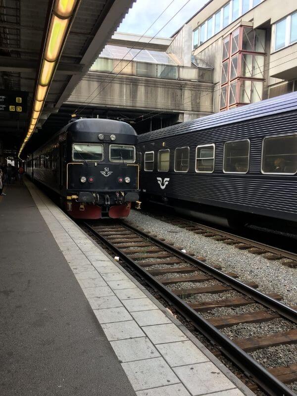 瑞典火車進站